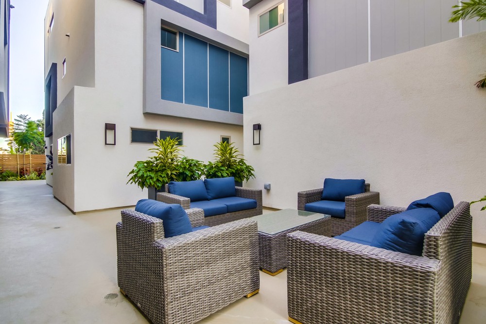 Virtual tour photo 89 of 118 for 3030 Jarvis St #15