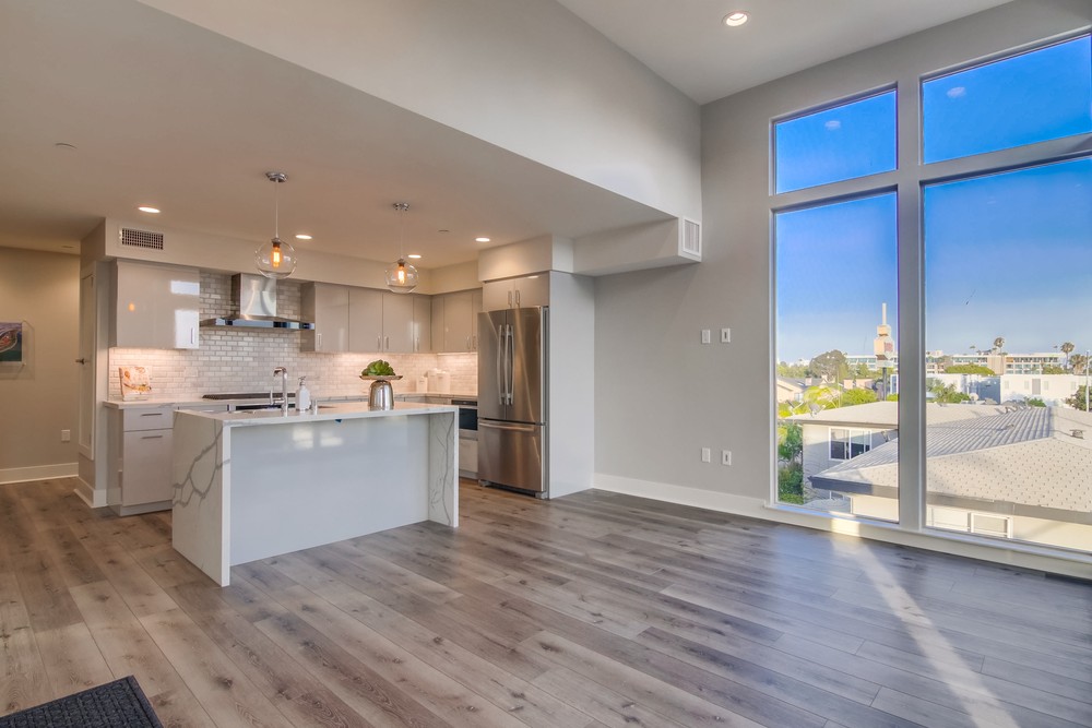 Virtual tour photo 96 of 118 for 3030 Jarvis St #15