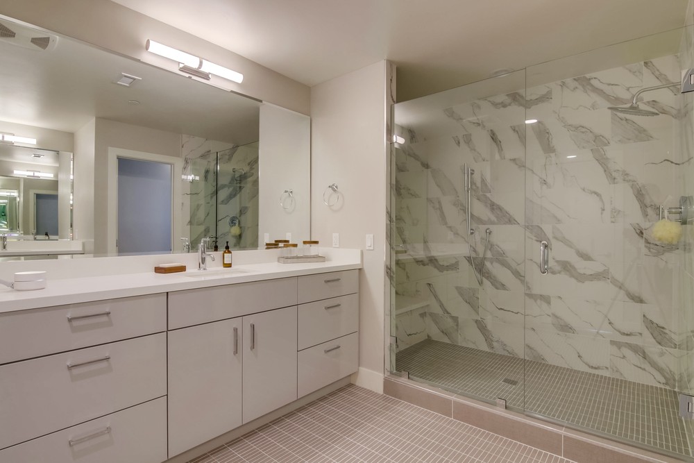 Virtual tour photo 107 of 118 for 3030 Jarvis St #15