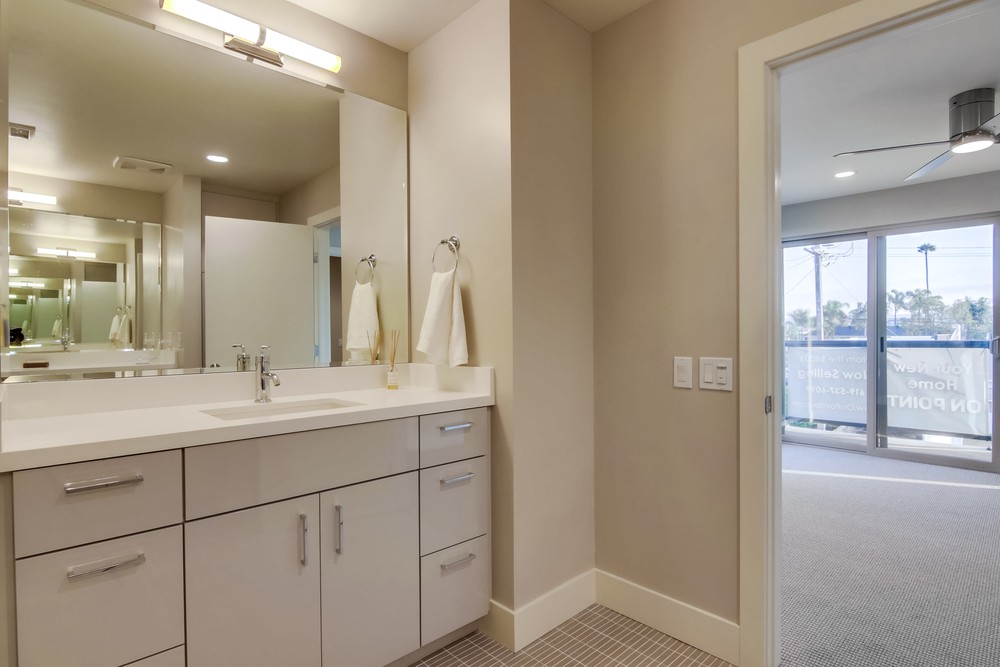 Virtual tour photo 110 of 118 for 3030 Jarvis St #15