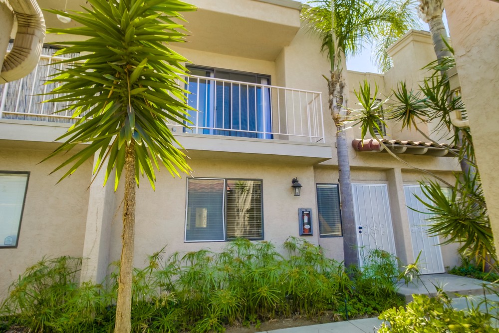 Virtual tour photo 6 of 40 for 3032 Horton Ave