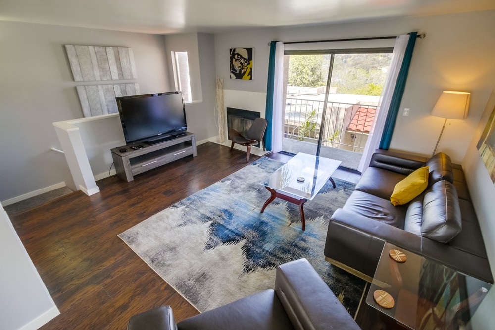 Virtual tour photo 11 of 40 for 3032 Horton Ave