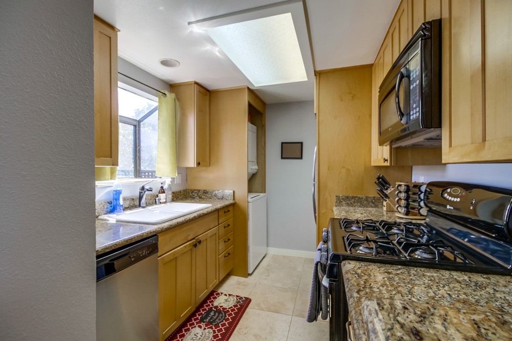 Virtual tour photo 19 of 40 for 3032 Horton Ave