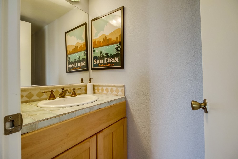 Virtual tour photo 23 of 40 for 3032 Horton Ave