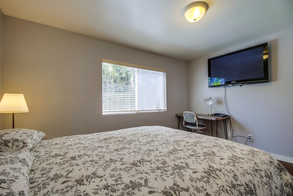 Virtual tour photo 31 of 40 for 3032 Horton Ave