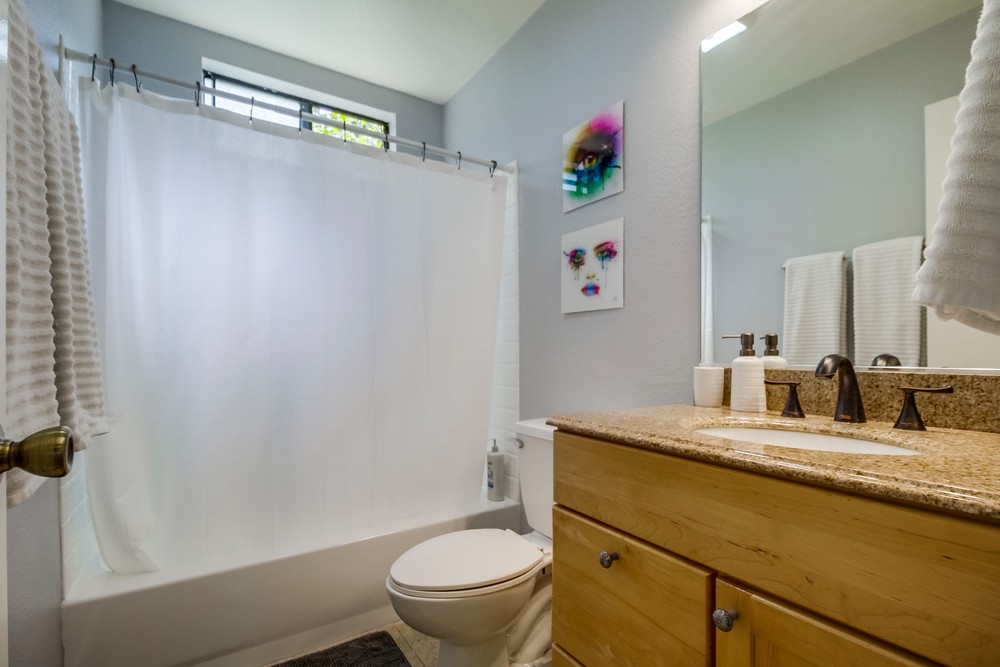 Virtual tour photo 33 of 40 for 3032 Horton Ave