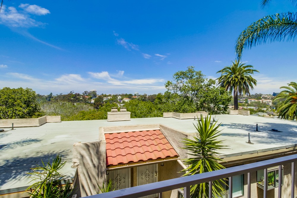 Virtual tour photo 38 of 40 for 3032 Horton Ave