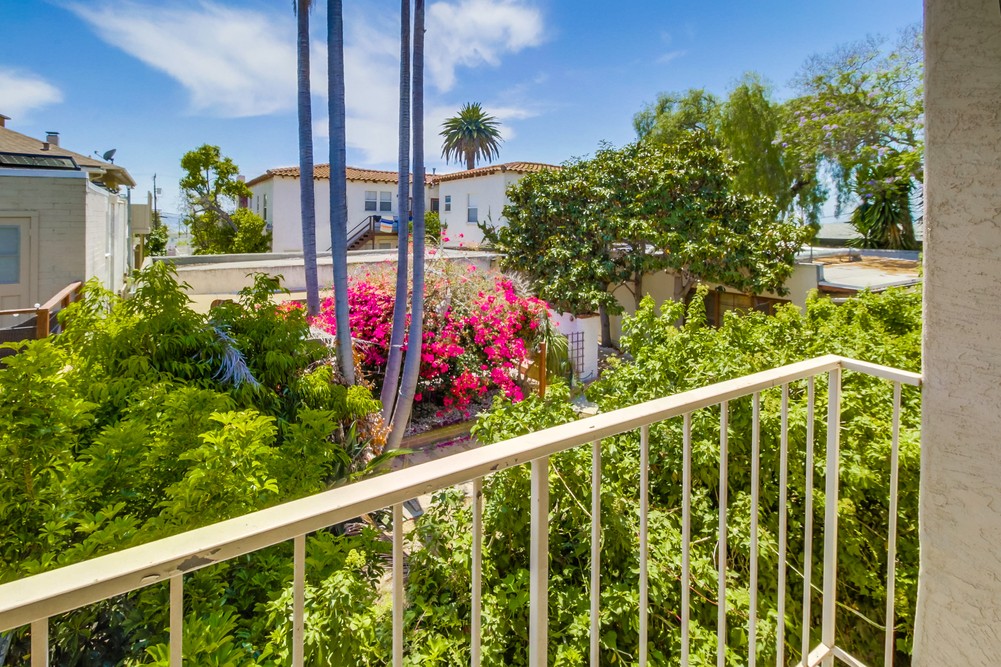 Virtual tour photo 39 of 40 for 3032 Horton Ave