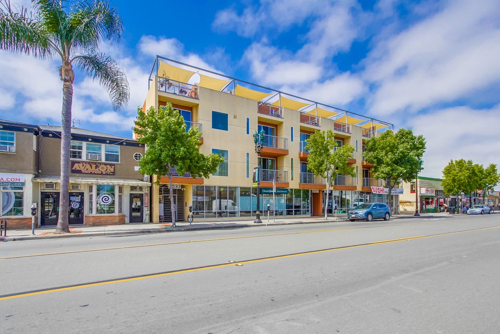 Virtual tour photo 1 of 66 for 3033 Adams Ave #2
