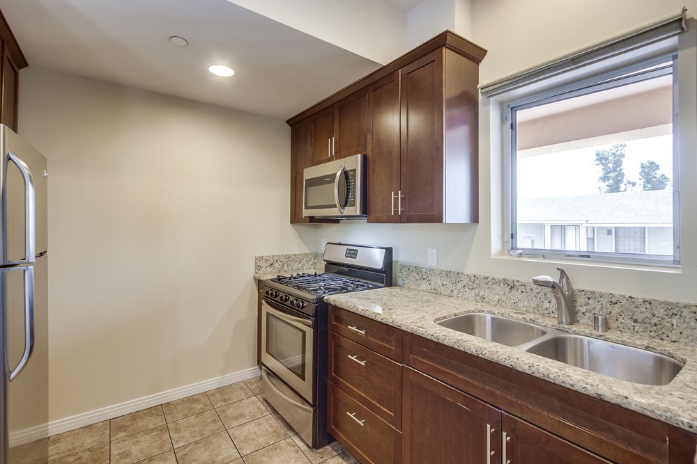 Virtual tour photo 22 of 66 for 3033 Adams Ave #2