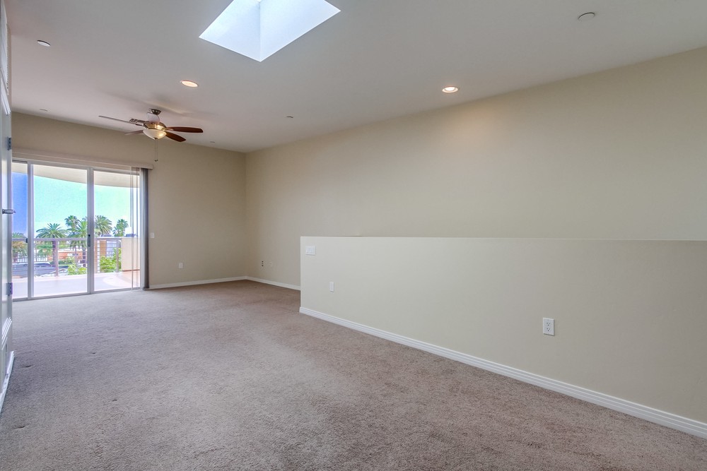 Virtual tour photo 32 of 66 for 3033 Adams Ave #2