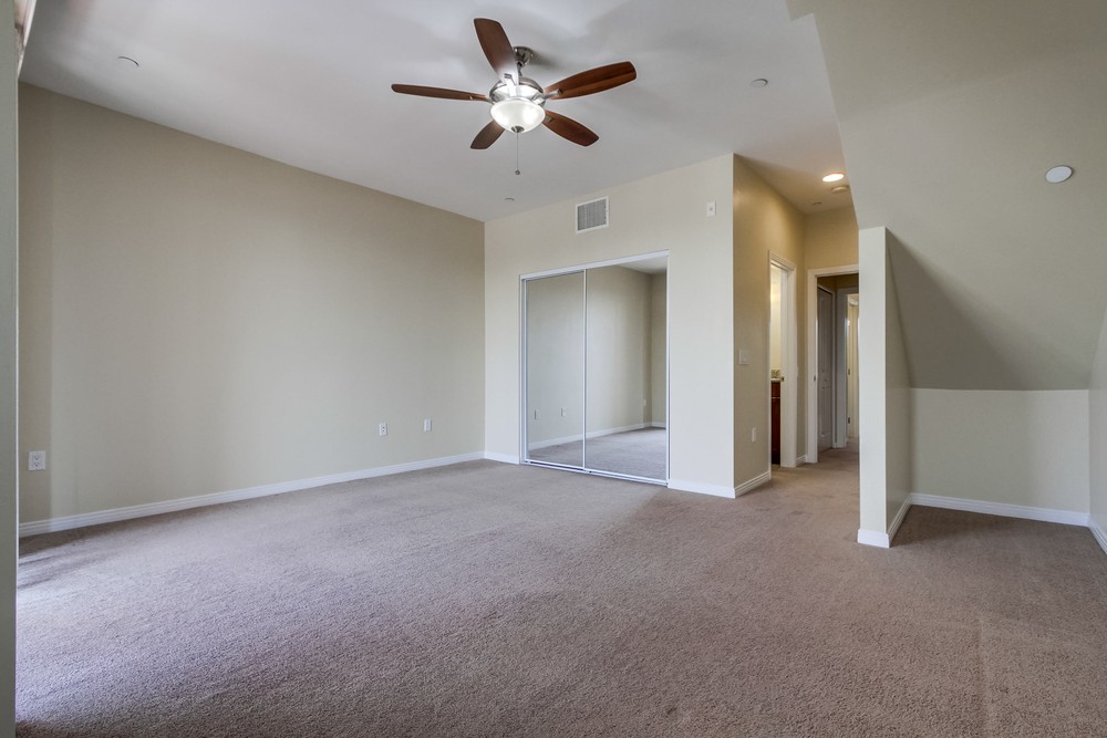 Virtual tour photo 51 of 66 for 3033 Adams Ave #2