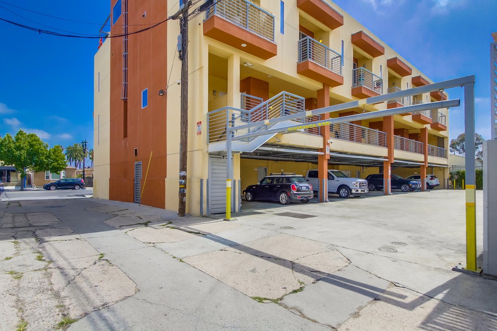 Virtual tour photo 67 of 66 for 3033 Adams Ave #2