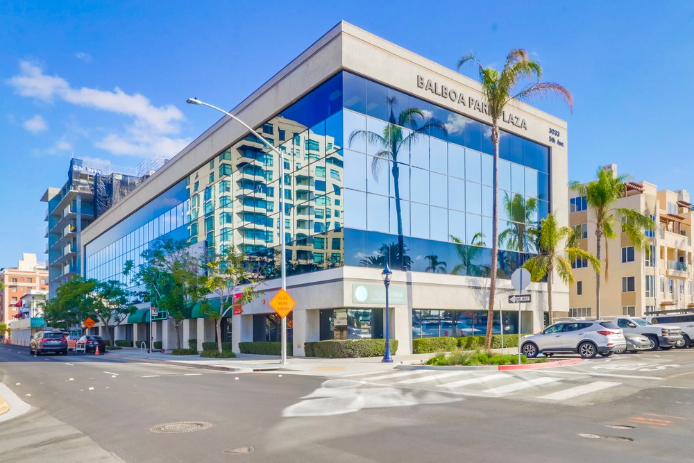 Virtual tour photo 1 of 60 for 3033 Fifth Ave #300