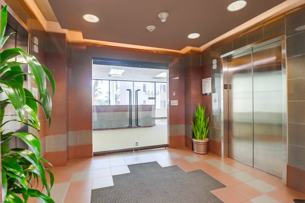 Virtual tour photo 6 of 60 for 3033 Fifth Ave #300