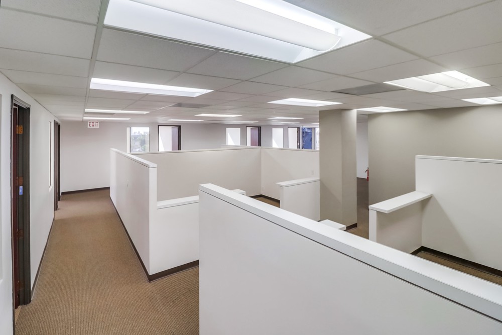 Virtual tour photo 26 of 60 for 3033 Fifth Ave #300