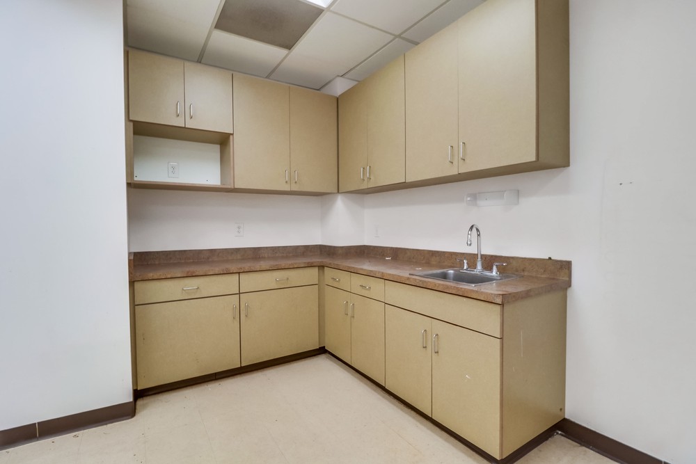 Virtual tour photo 41 of 60 for 3033 Fifth Ave #300