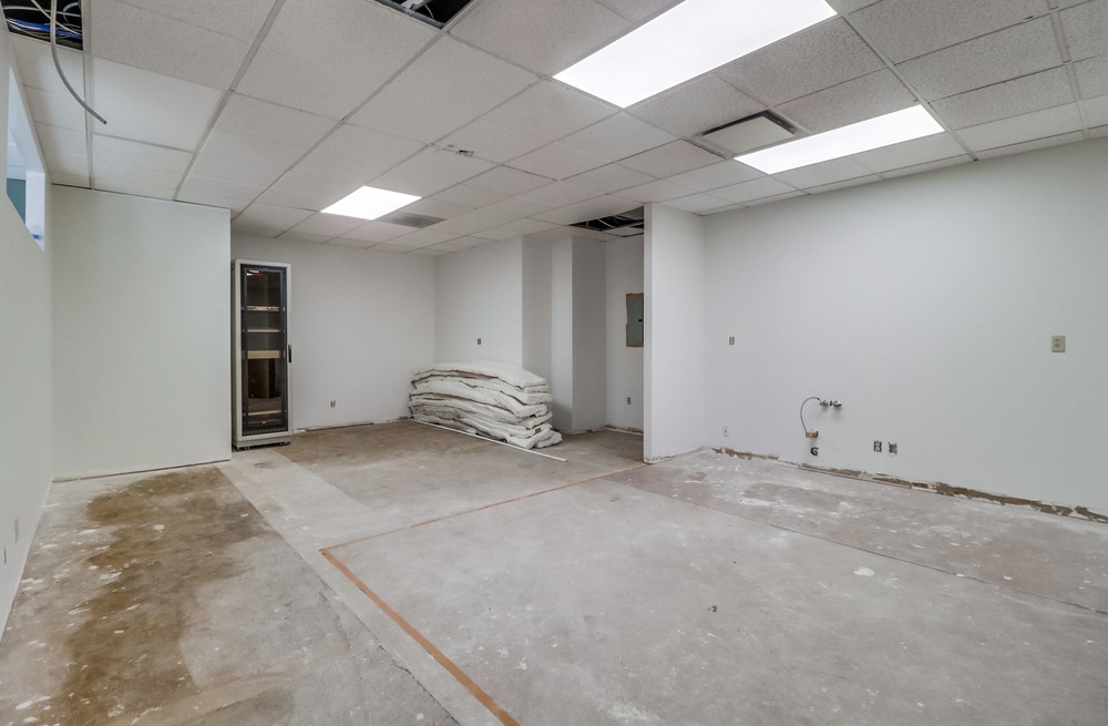 Virtual tour photo 55 of 60 for 3033 Fifth Ave #300