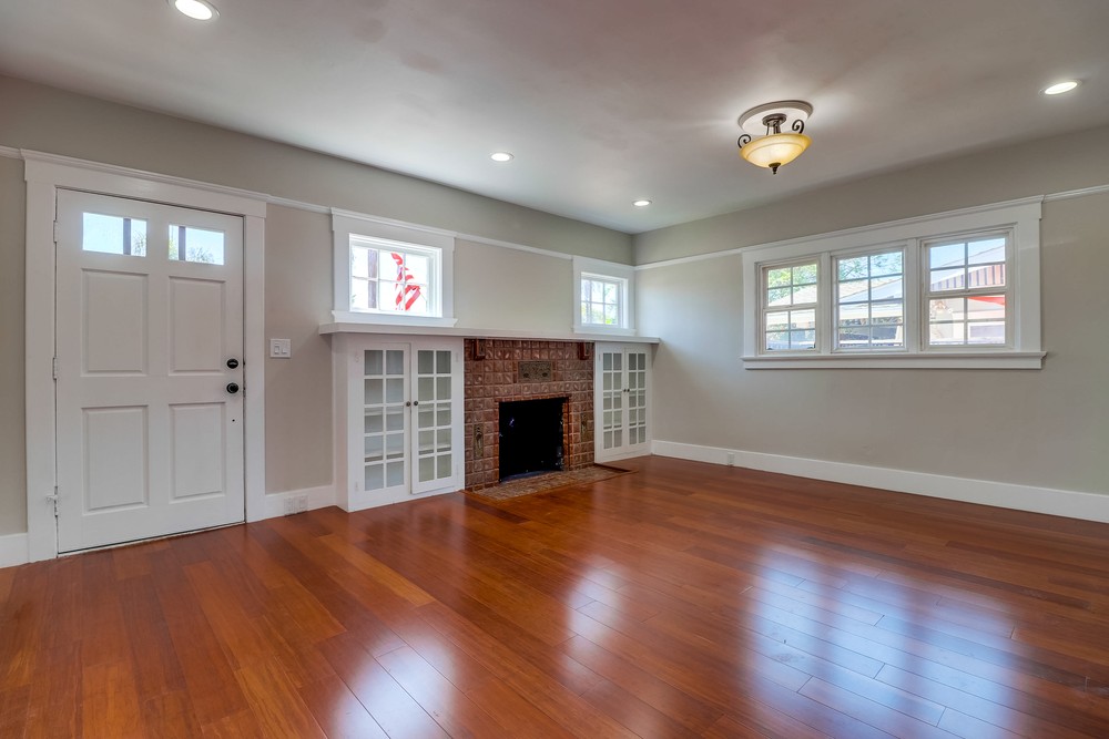 Virtual tour photo 11 of 28 for 3034 Ivy St