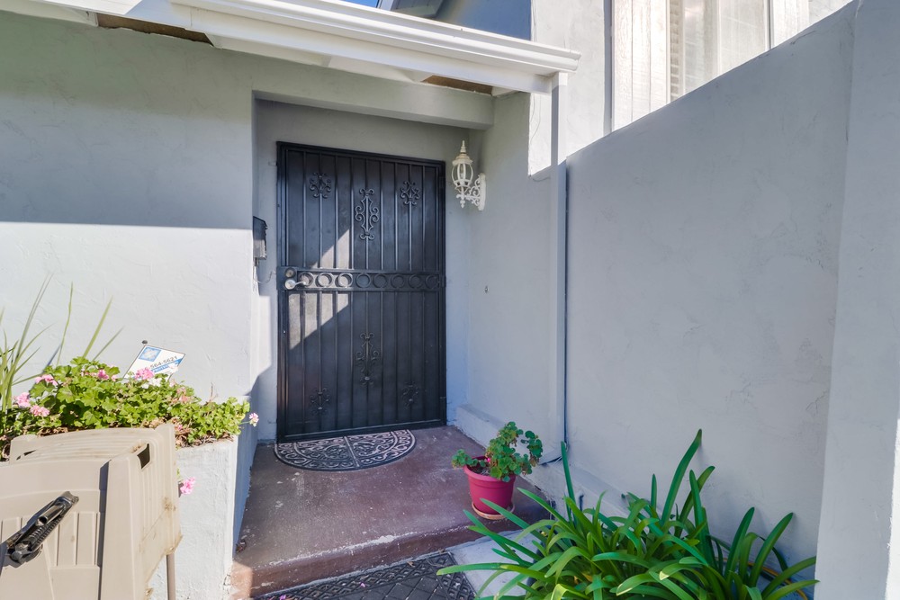 Virtual tour photo 6 of 53 for 3035 Marmil Ave