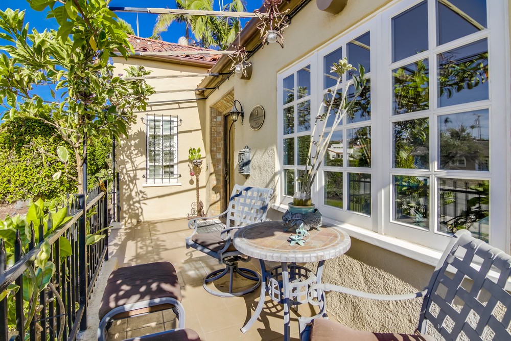 Virtual tour photo 11 of 52 for 3036 Elliott St