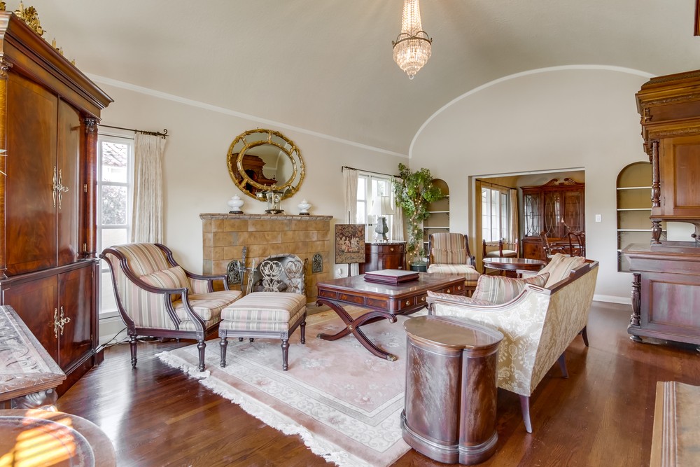 Virtual tour photo 16 of 52 for 3036 Elliott St