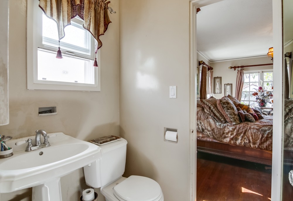 Virtual tour photo 39 of 52 for 3036 Elliott St