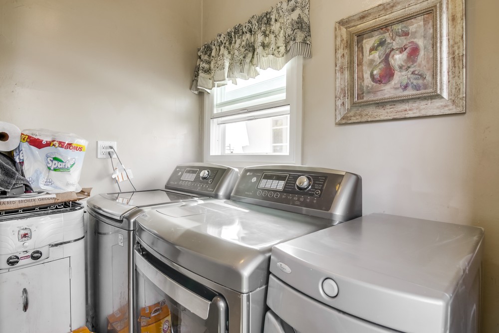 Virtual tour photo 48 of 52 for 3036 Elliott St