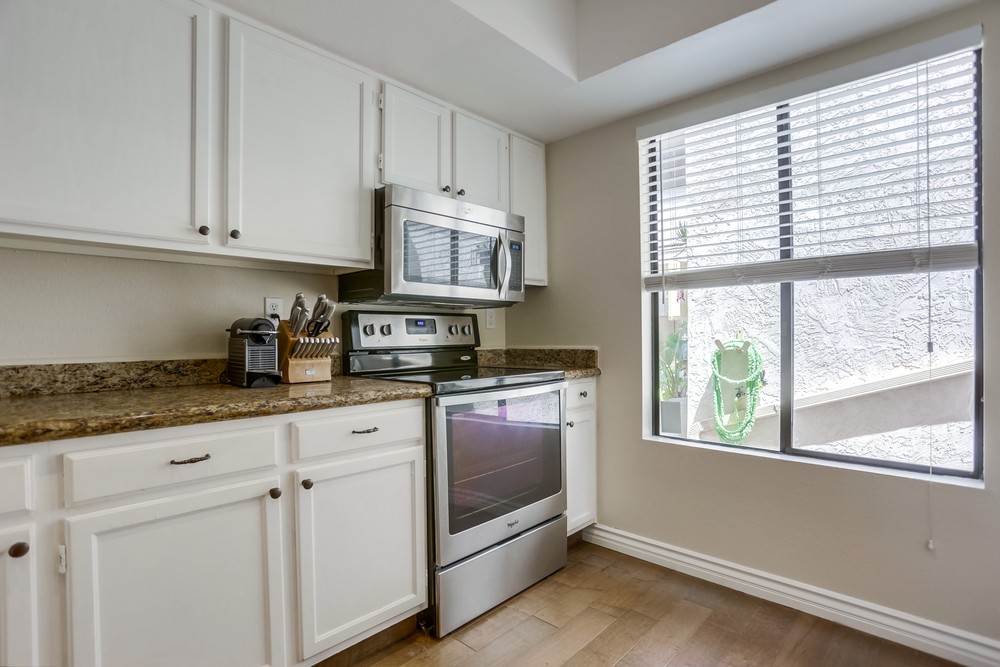 Virtual tour photo 16 of 39 for 3037 Ingelow St APT 4
