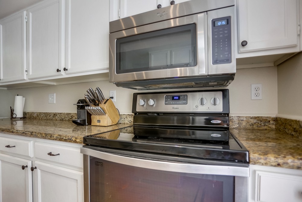 Virtual tour photo 17 of 39 for 3037 Ingelow St APT 4