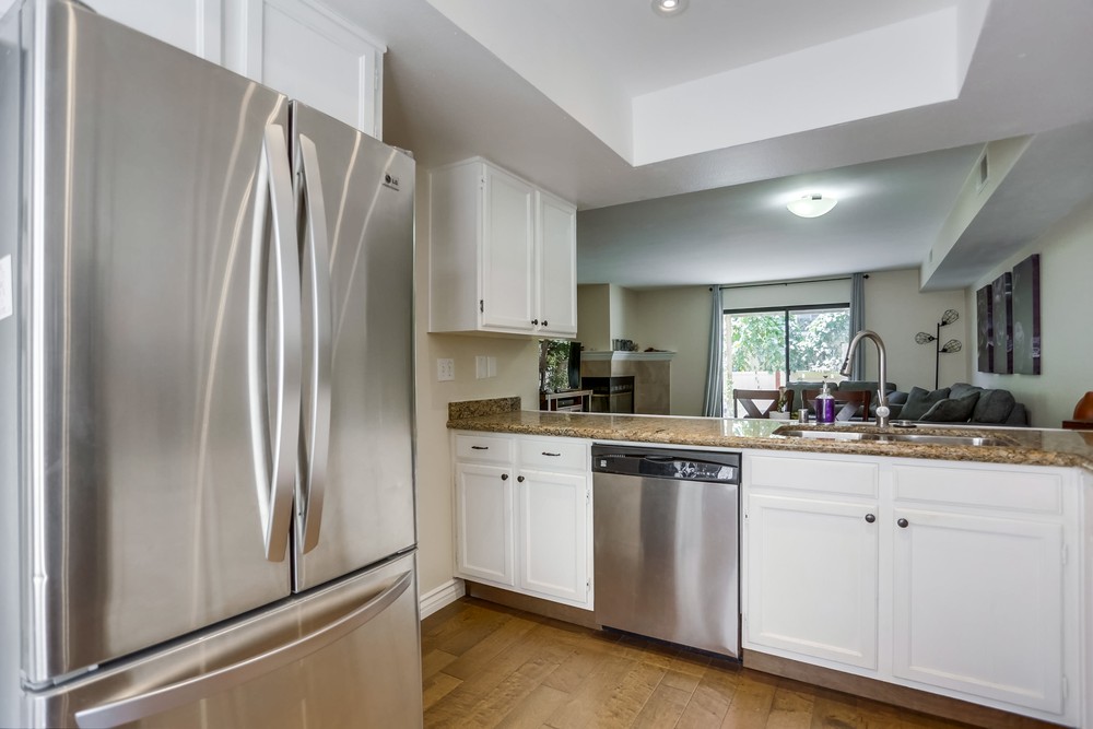 Virtual tour photo 18 of 39 for 3037 Ingelow St APT 4