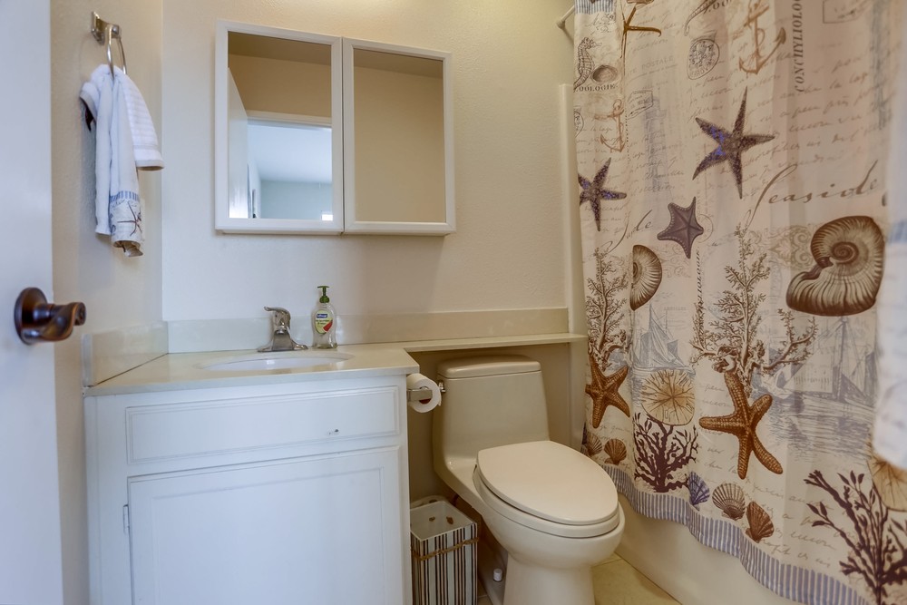 Virtual tour photo 27 of 39 for 3037 Ingelow St APT 4