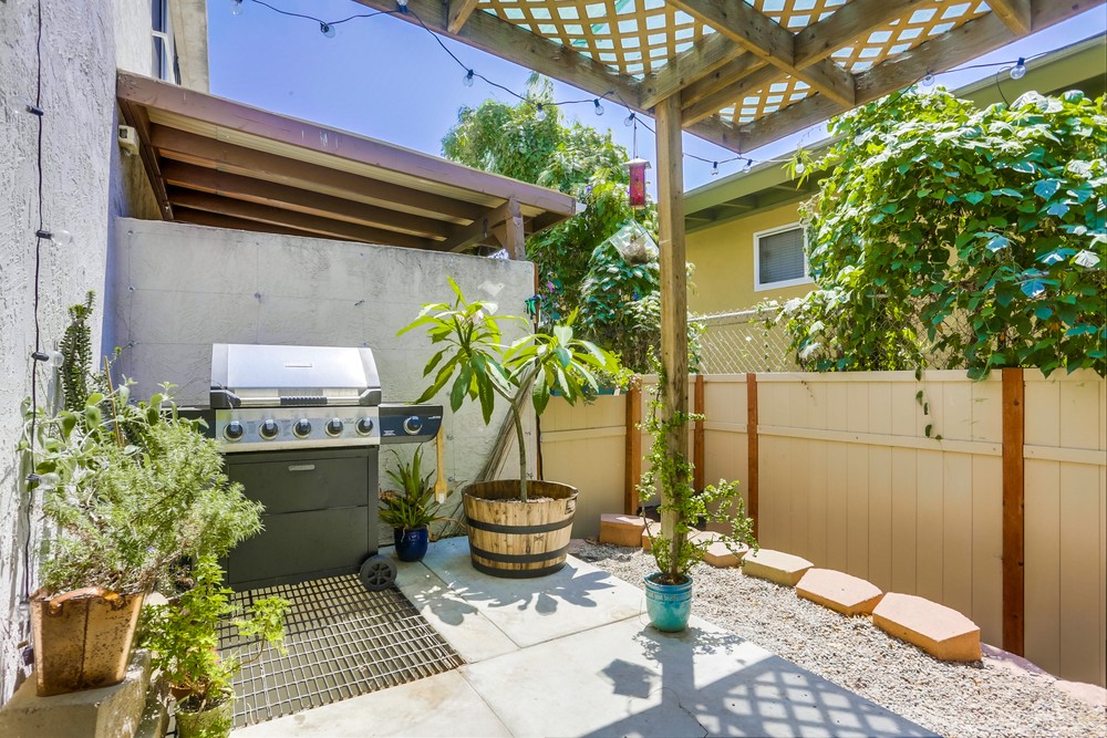 Virtual tour photo 34 of 39 for 3037 Ingelow St APT 4