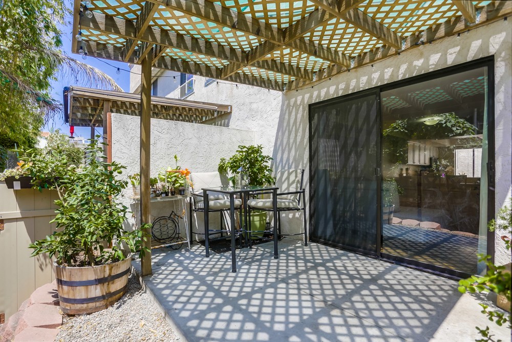 Virtual tour photo 36 of 39 for 3037 Ingelow St APT 4