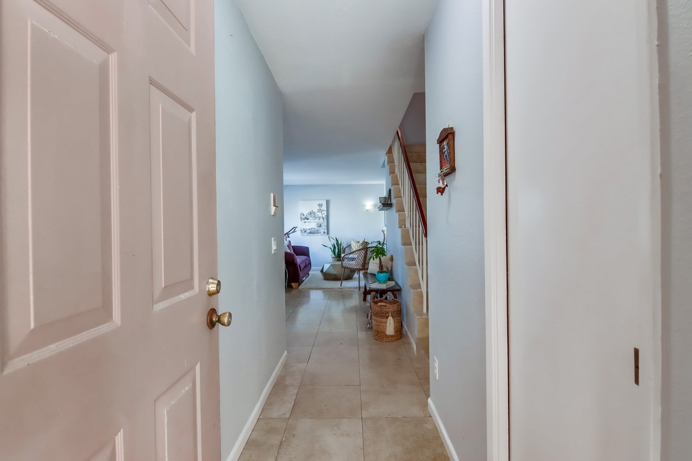 Virtual tour photo 4 of 36 for 3037 Ingelow St