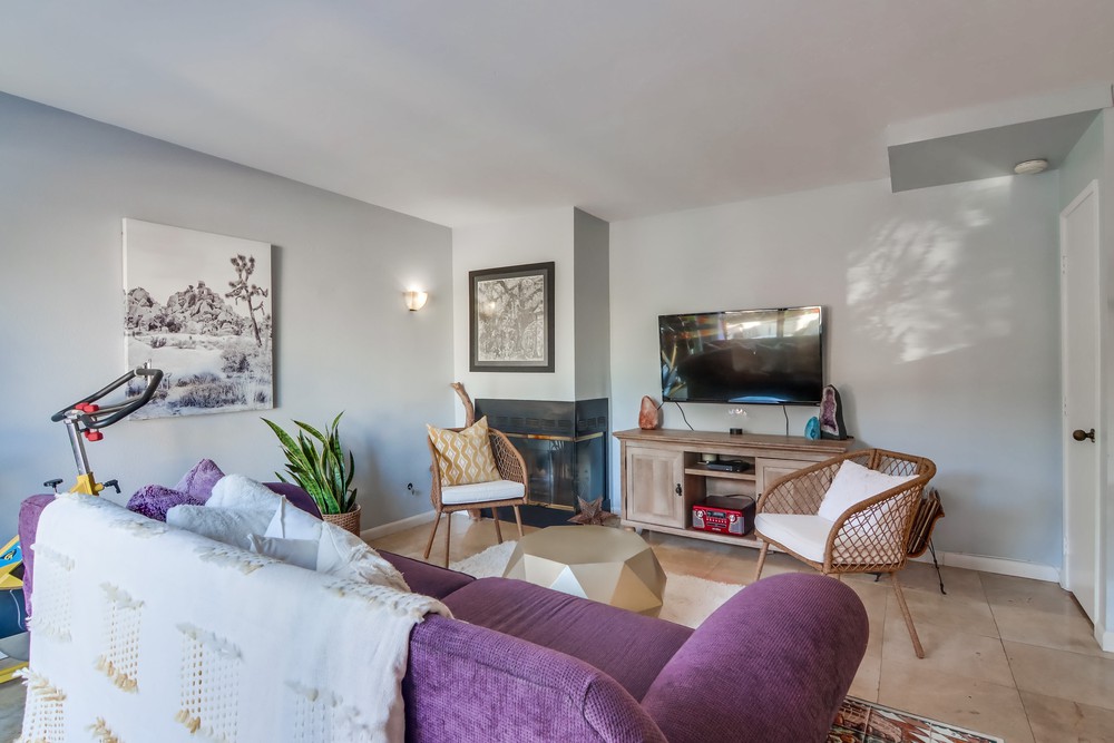 Virtual tour photo 10 of 36 for 3037 Ingelow St
