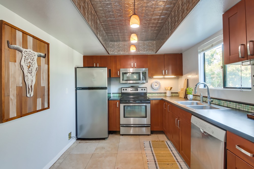 Virtual tour photo 28 of 36 for 3037 Ingelow St