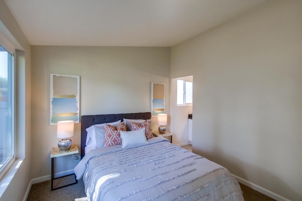Virtual tour photo 20 of 38 for 3041 Skipper St