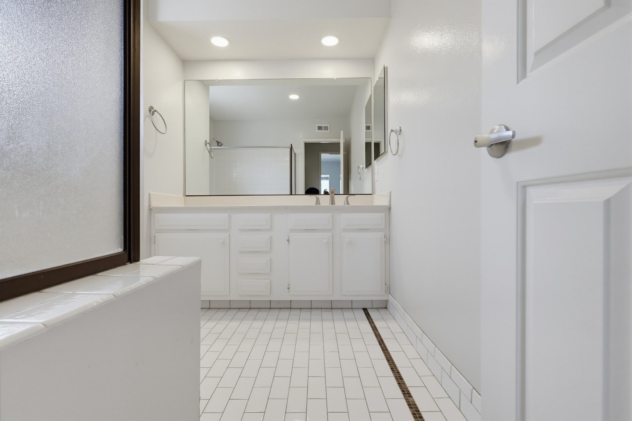 Virtual tour photo 29 of 65 for 30418 Passageway Pl