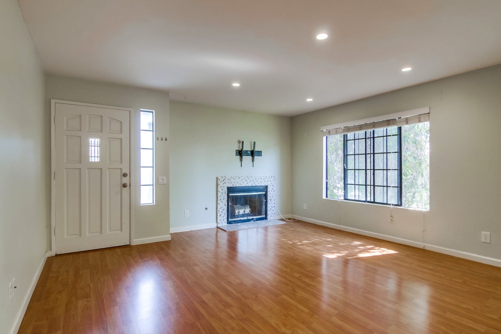 Virtual tour photo 8 of 32 for 3042 Iris Ave UNIT 106