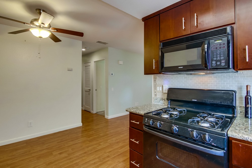 Virtual tour photo 17 of 32 for 3042 Iris Ave UNIT 106