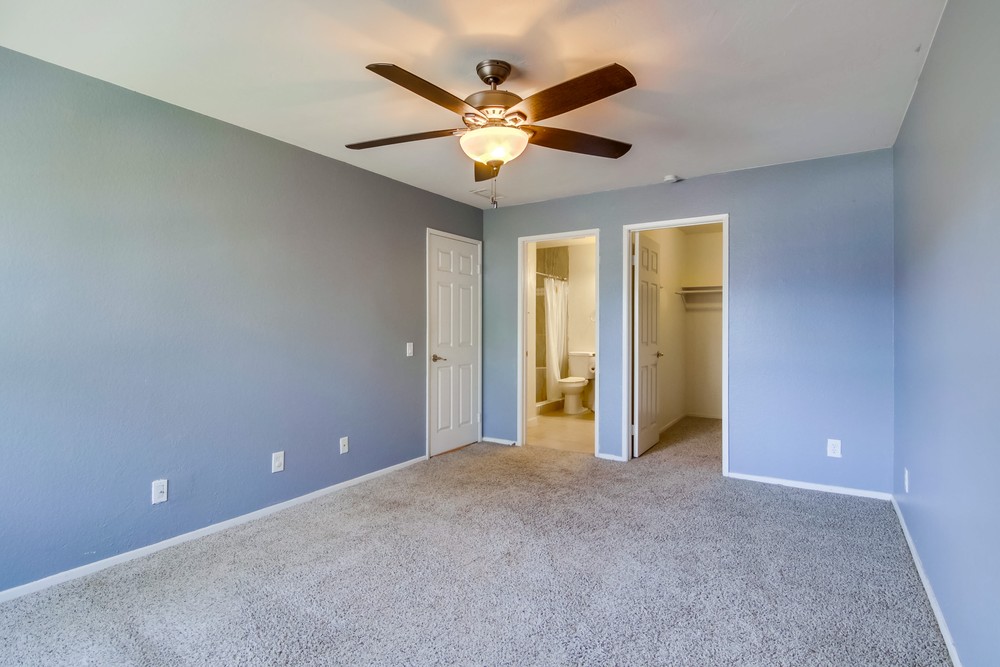 Virtual tour photo 21 of 32 for 3042 Iris Ave UNIT 106