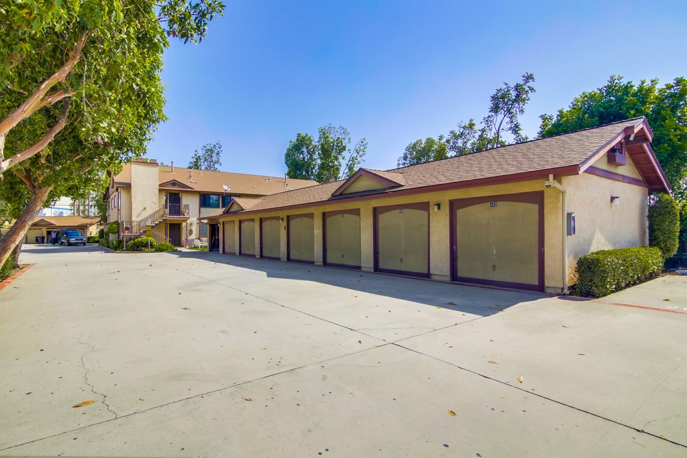 Virtual tour photo 32 of 32 for 3042 Iris Ave UNIT 106