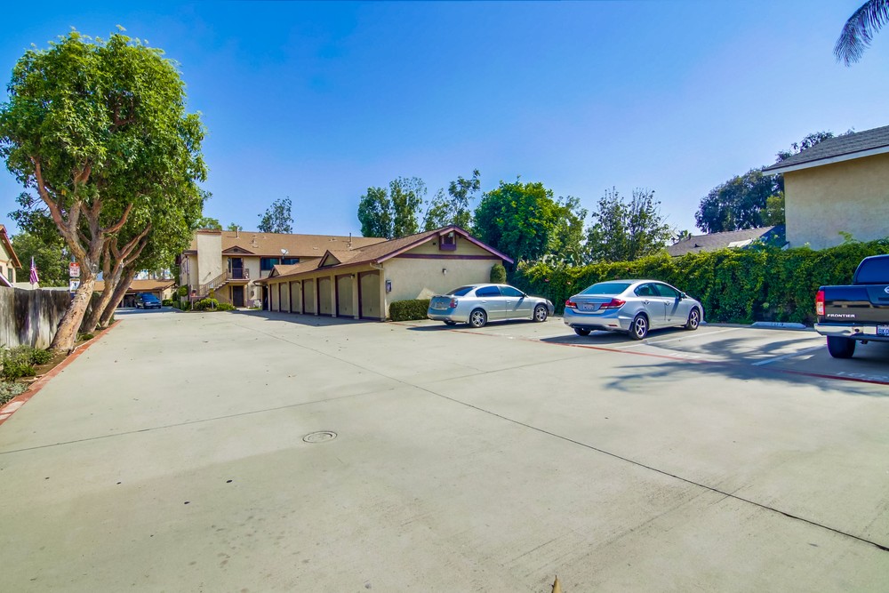 Virtual tour photo 33 of 32 for 3042 Iris Ave UNIT 106