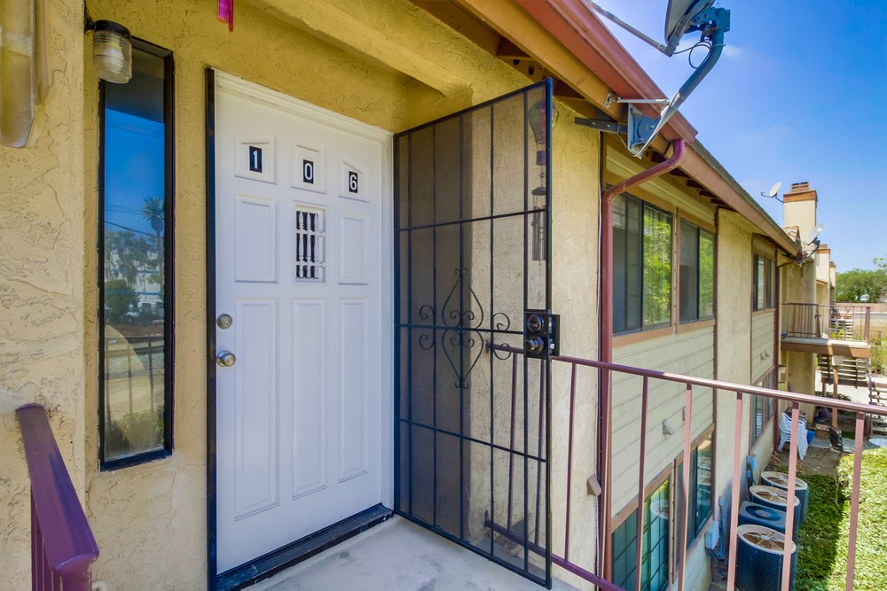 Virtual tour photo 9 of 31 for 3042 Iris Ave UNIT 106