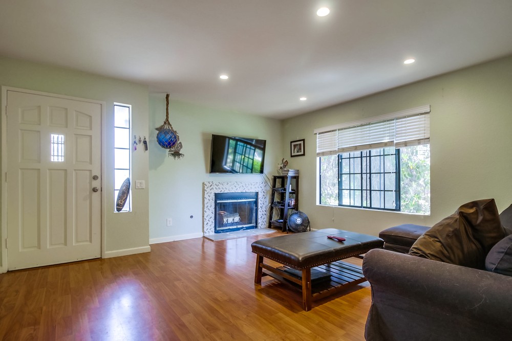 Virtual tour photo 10 of 31 for 3042 Iris Ave UNIT 106