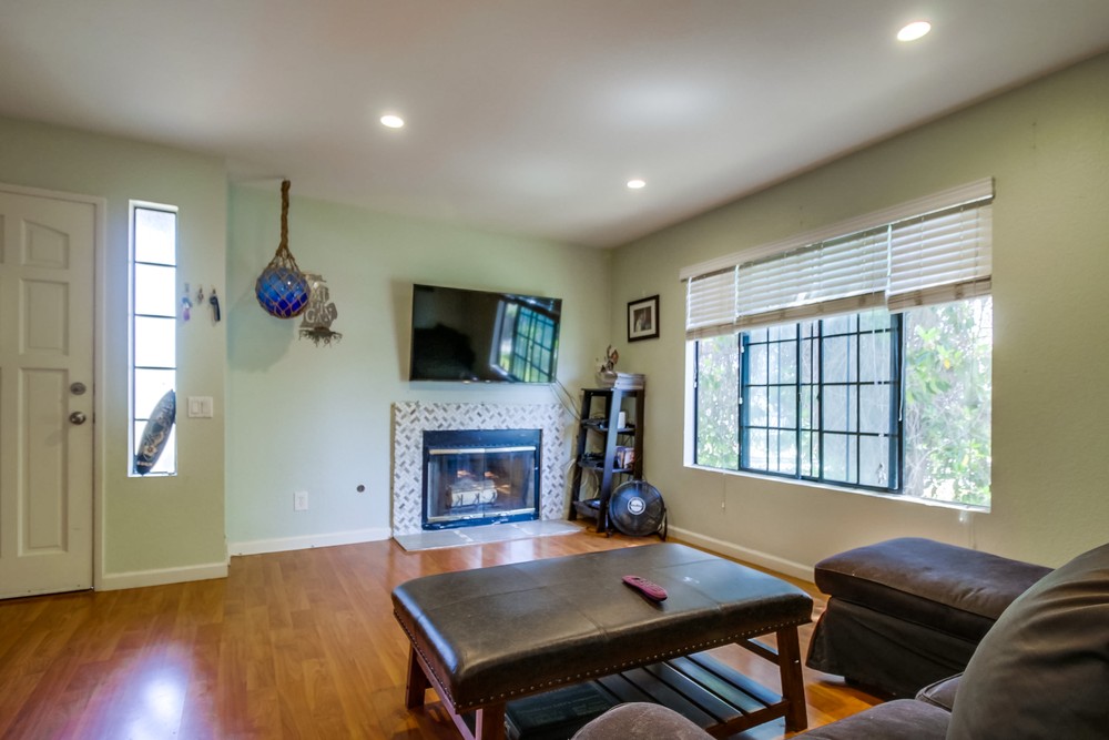 Virtual tour photo 11 of 31 for 3042 Iris Ave UNIT 106