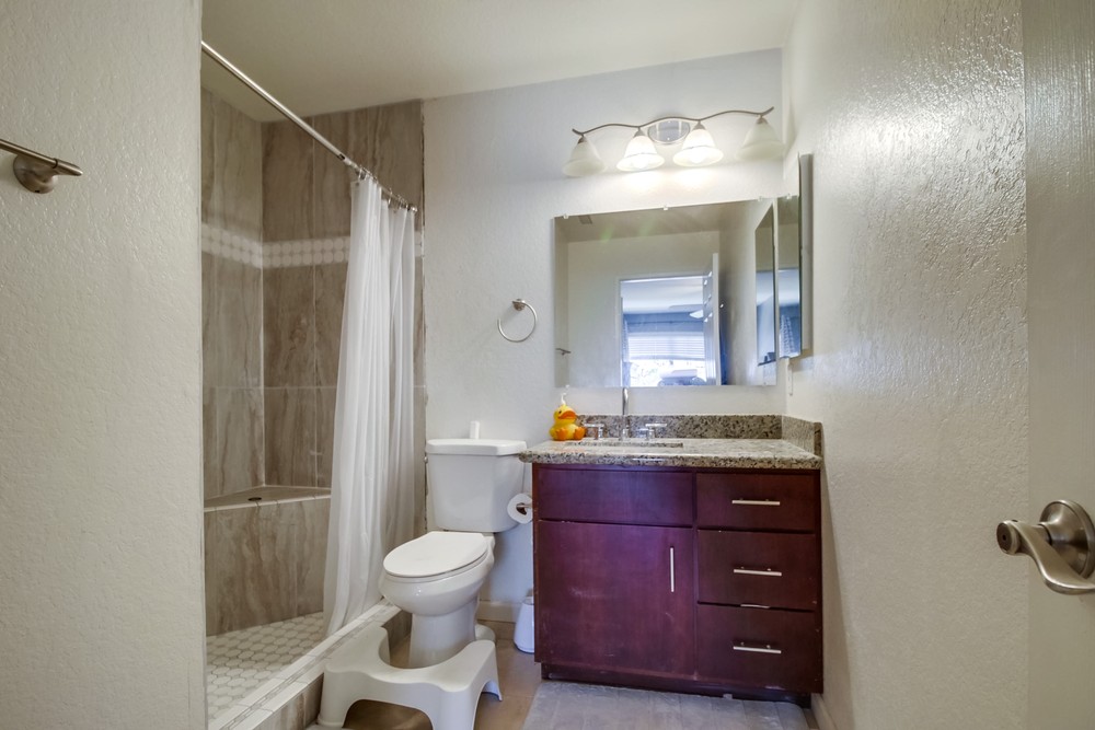 Virtual tour photo 25 of 31 for 3042 Iris Ave UNIT 106