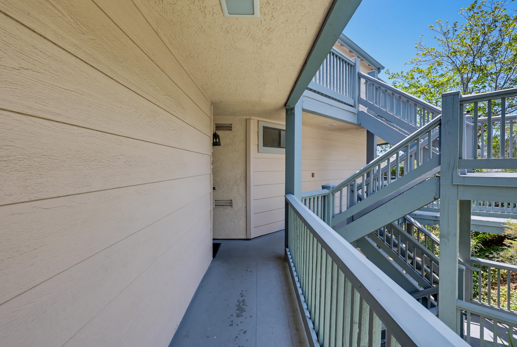 Virtual tour photo 5 of 51 for 3045 Blue Oak Ct