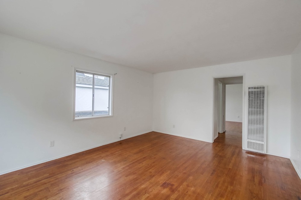 Virtual tour photo 5 of 30 for 3046 Nile St